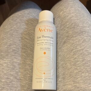 Avène Eau Thermale Soothing Primer - White
